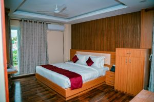 Golden Miracle Hotel Gallery